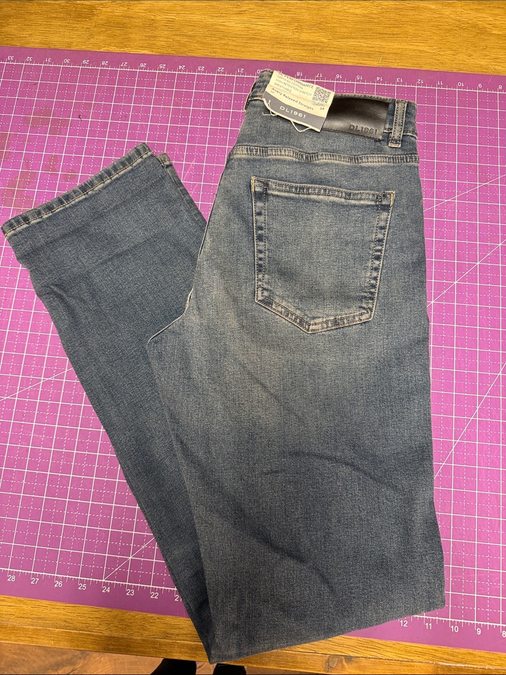 Men's Blue Denim Jeans - Classic Straight Fit stitch fix